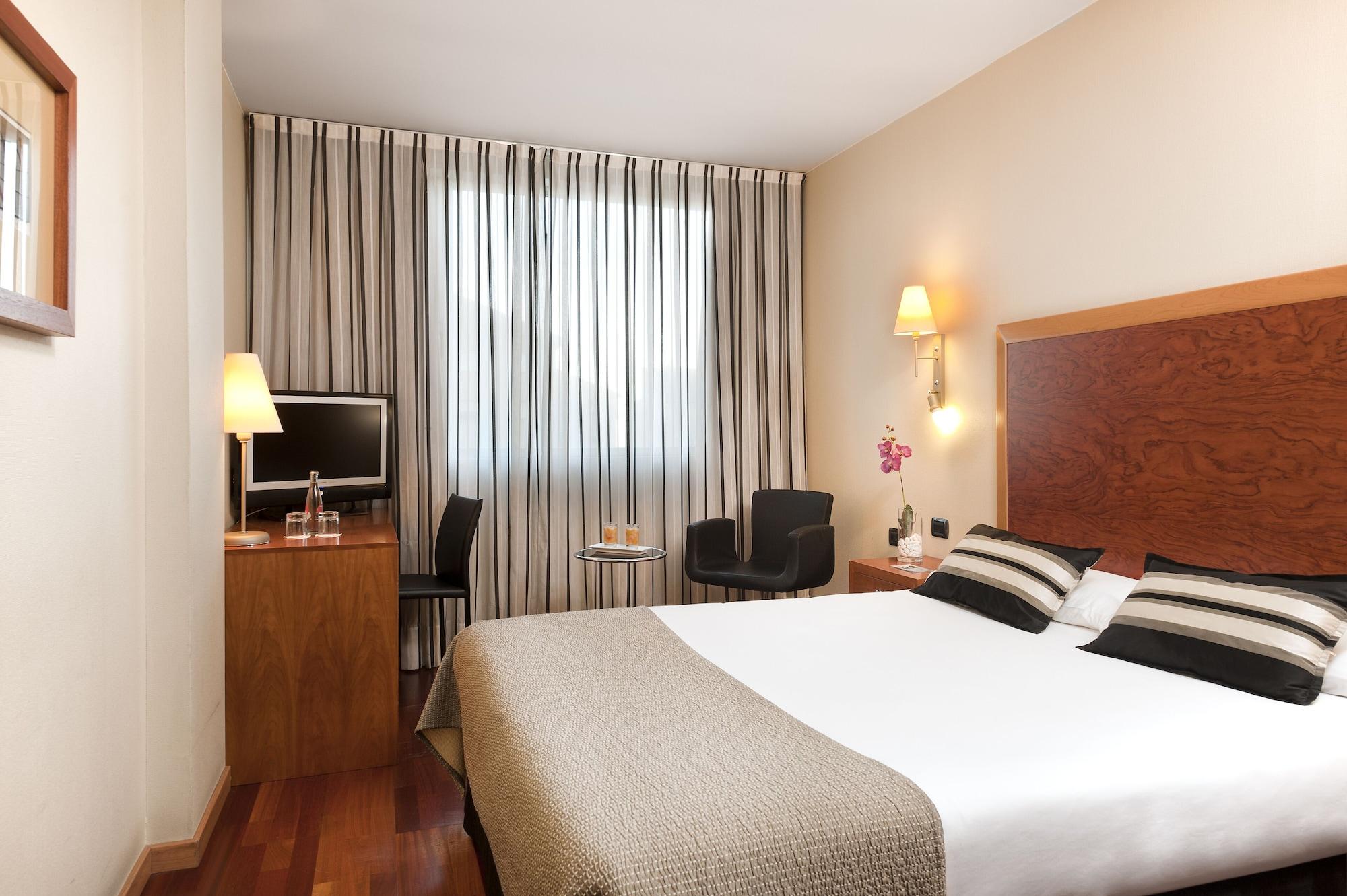 Exe Plaza Delicias Hotel Zaragoza Exterior photo