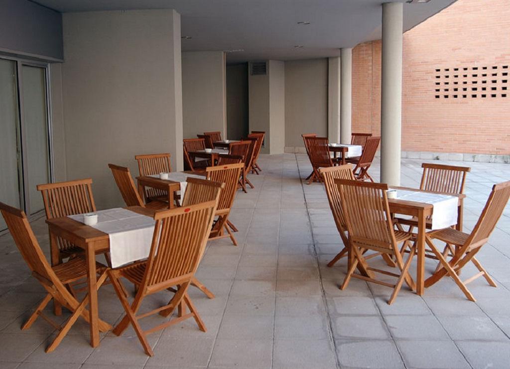 Exe Plaza Delicias Hotel Zaragoza Exterior photo