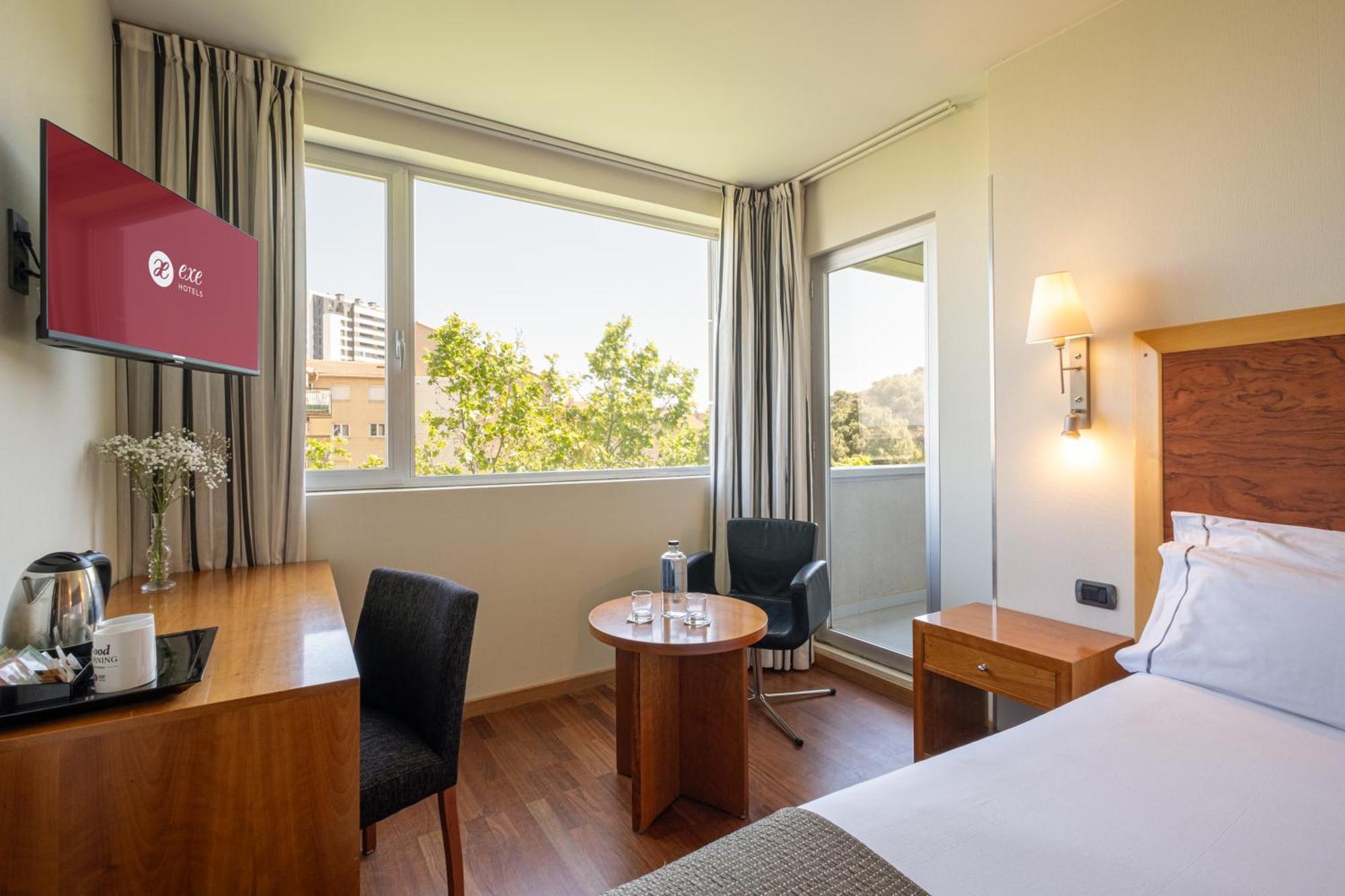 Exe Plaza Delicias Hotel Zaragoza Exterior photo